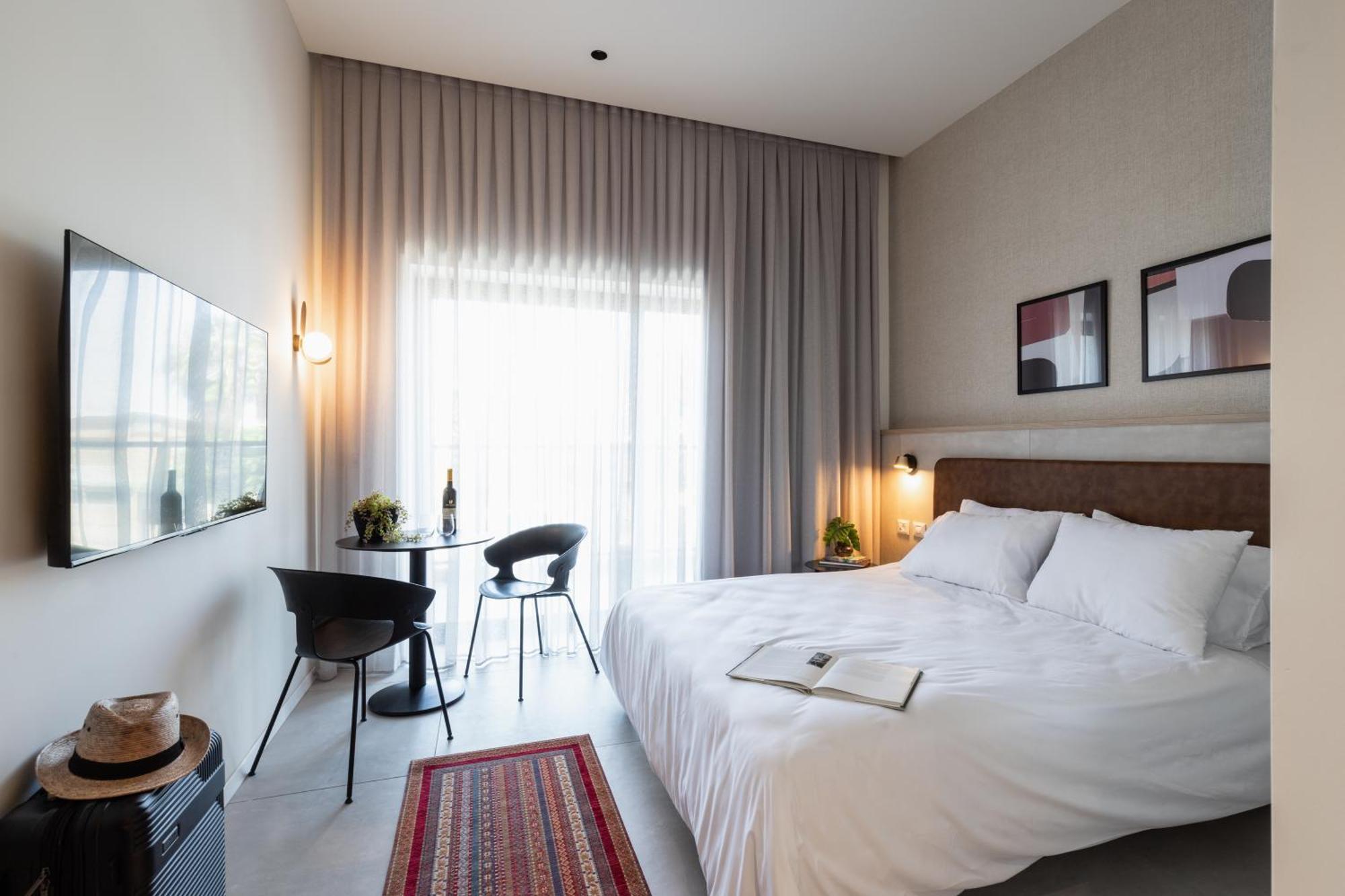 Tayo Studios & Apartments Бат-Ям Екстер'єр фото