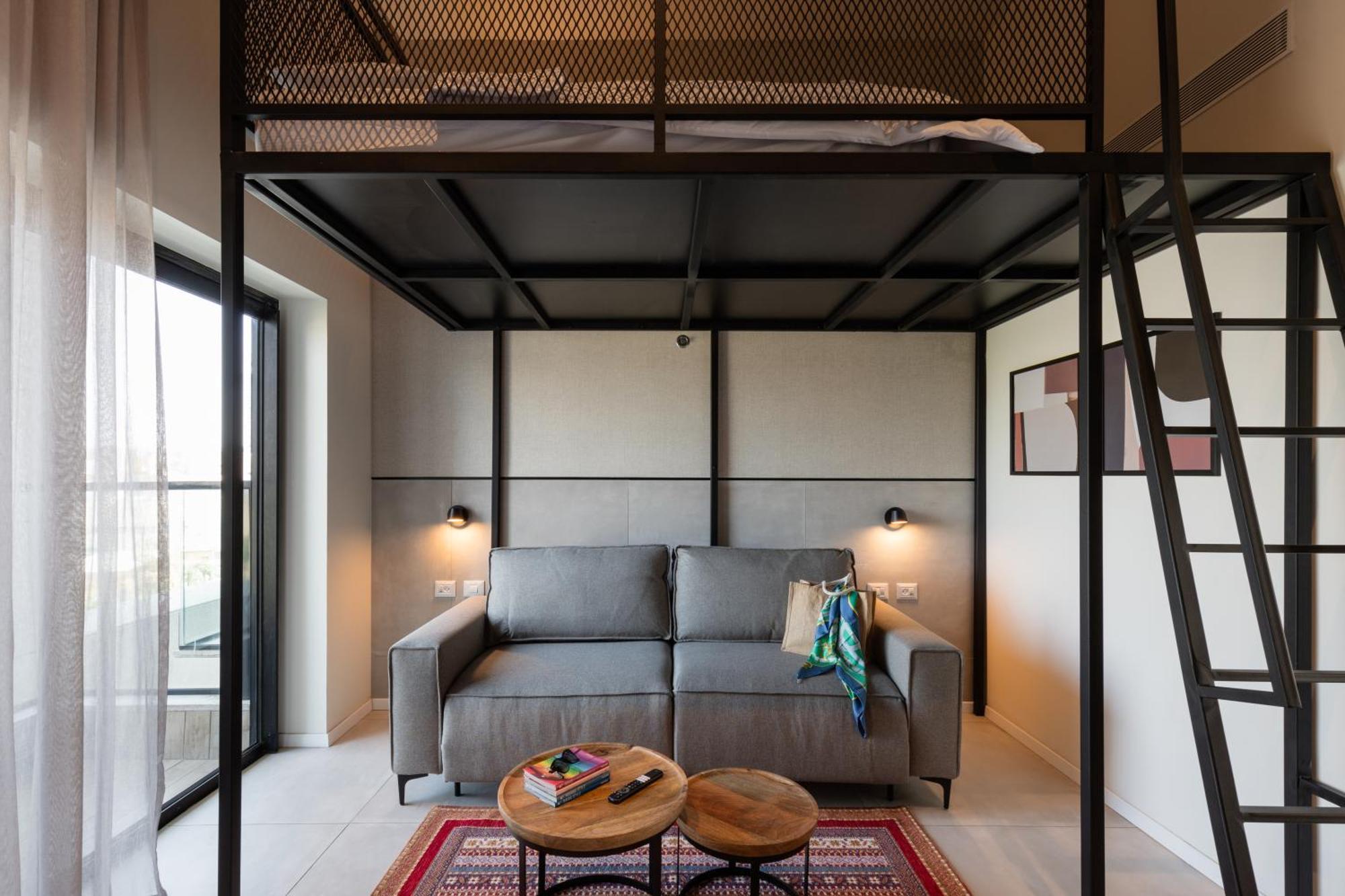 Tayo Studios & Apartments Бат-Ям Екстер'єр фото