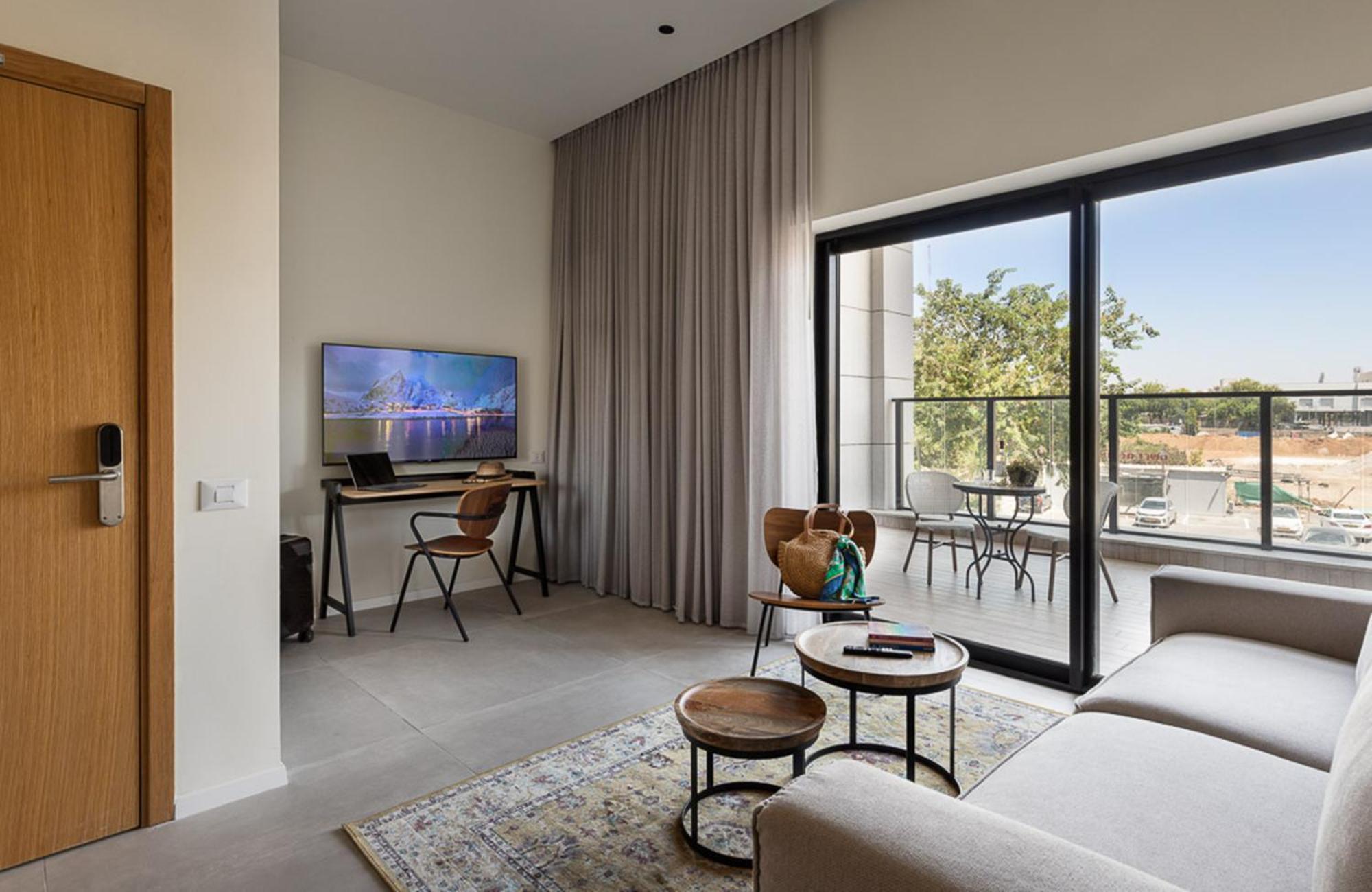Tayo Studios & Apartments Бат-Ям Екстер'єр фото