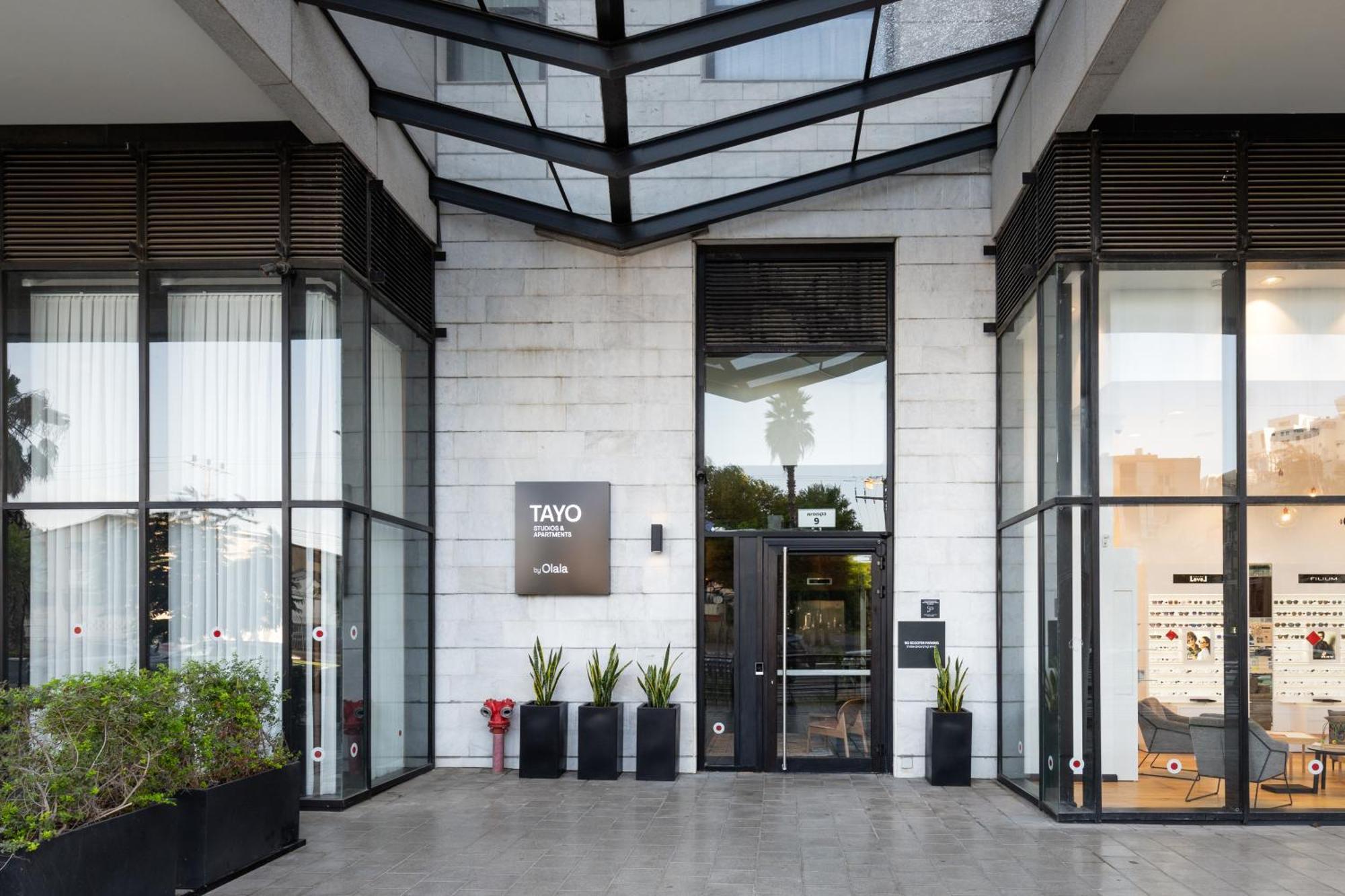 Tayo Studios & Apartments Бат-Ям Екстер'єр фото